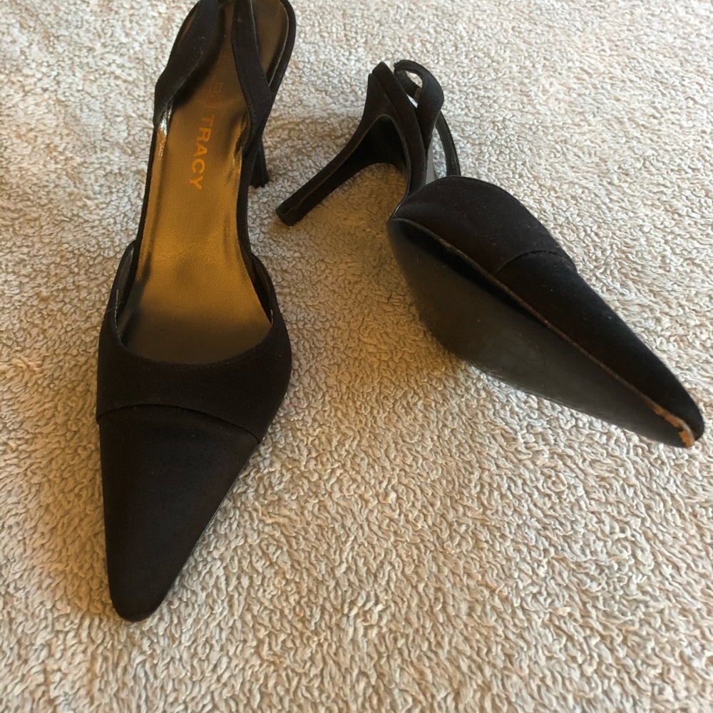 Ellen Tracy Black Satin Sling Back 7.5 3 in Heel